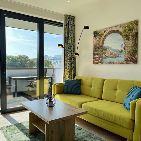 Luxury City Retreat With Terrace 科希策 外观 照片